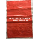 Kantong Plastik LLDPE Merah KW 50 X 75 X 0.05 1