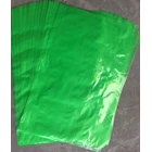 Kantong plastik LLDPE Green 60 cm X 100 cm X  0.05 mm 1