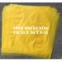  ORI LDPE YELLOW PLASTIC BAG uk.50 X 50 X 0.05