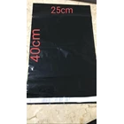 Polymailer Plastic Envelope + seal permanent 25 x 40 cm  2