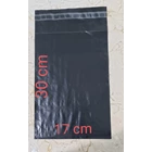 Plastik Polymailer Amplop +  lem seal permanen 17 x 30 cm 2